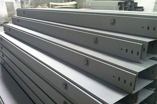 河南一體成型電纜橋架公司 電纜橋架的功能、優(yōu)勢與應用